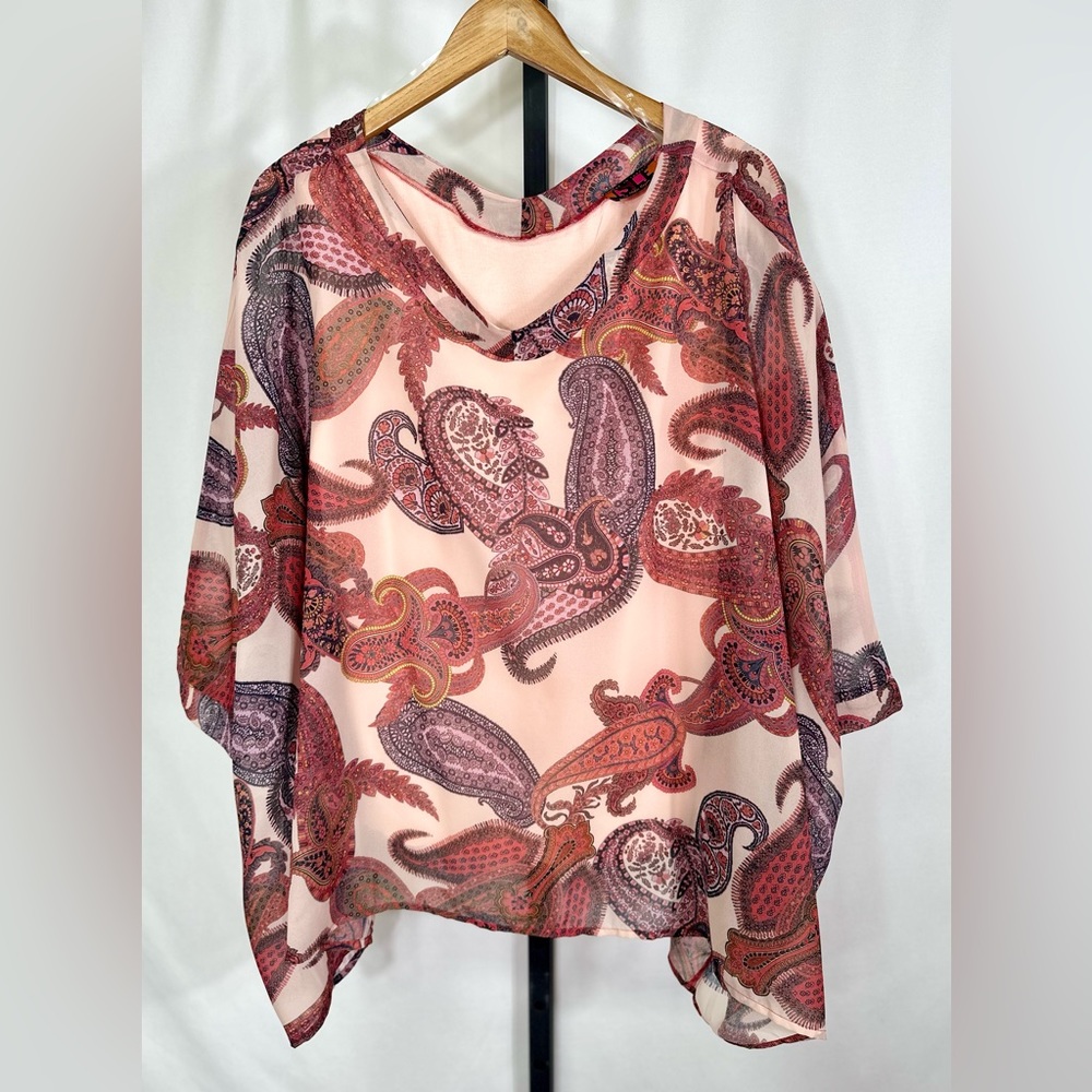 Isle Apparel by Melis Kozan Pink Paisley OSFA Blouse